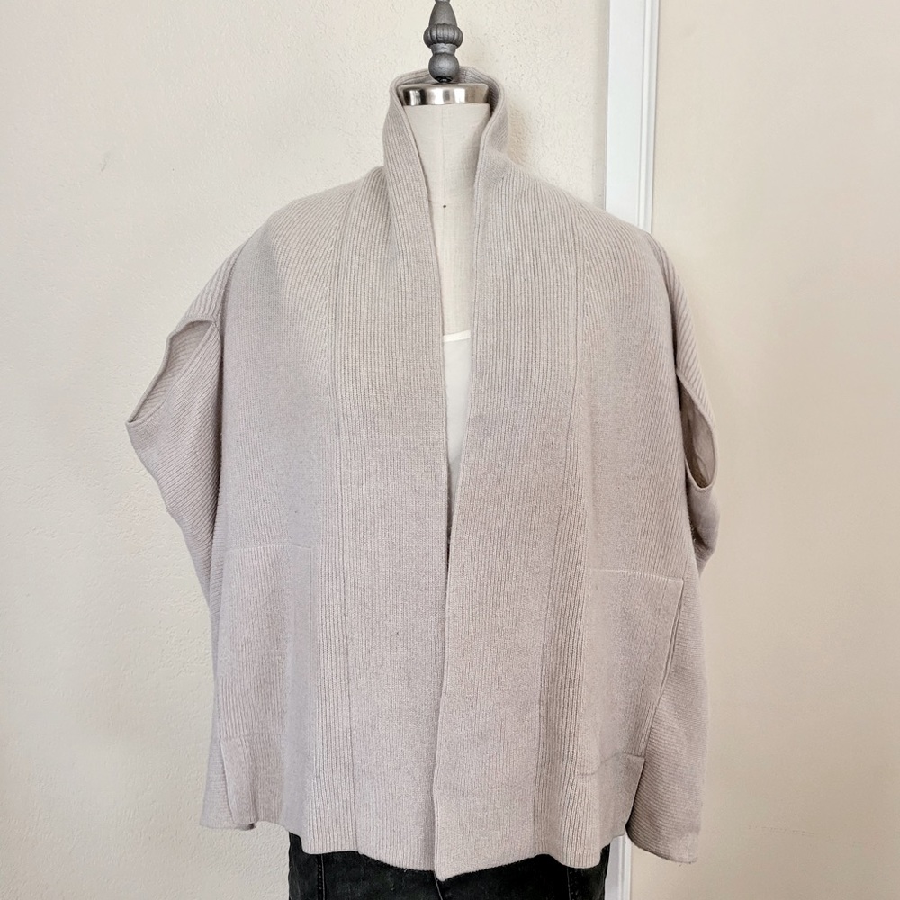 Banana republic todds batwing shrug 100% Cashmere